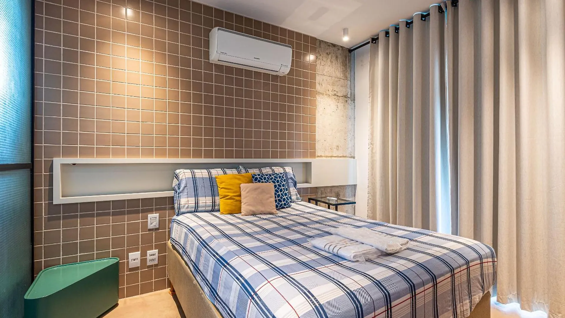 Flat Grande Em Condominio De Luxo - Centro De Sao Paulo Brezilya