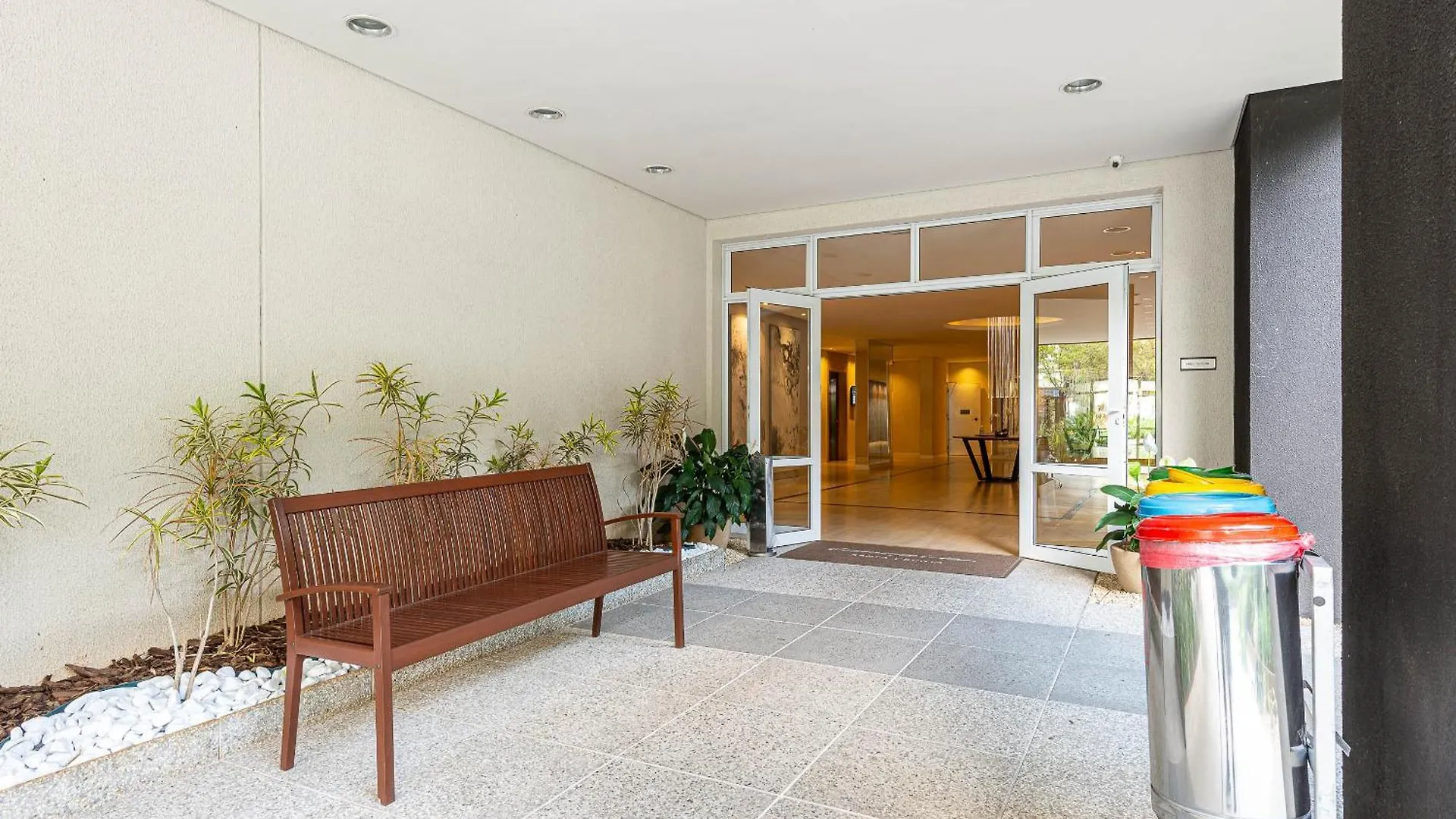 Daire Flat Grande Em Condominio De Luxo - Centro De Sao Paulo Brezilya