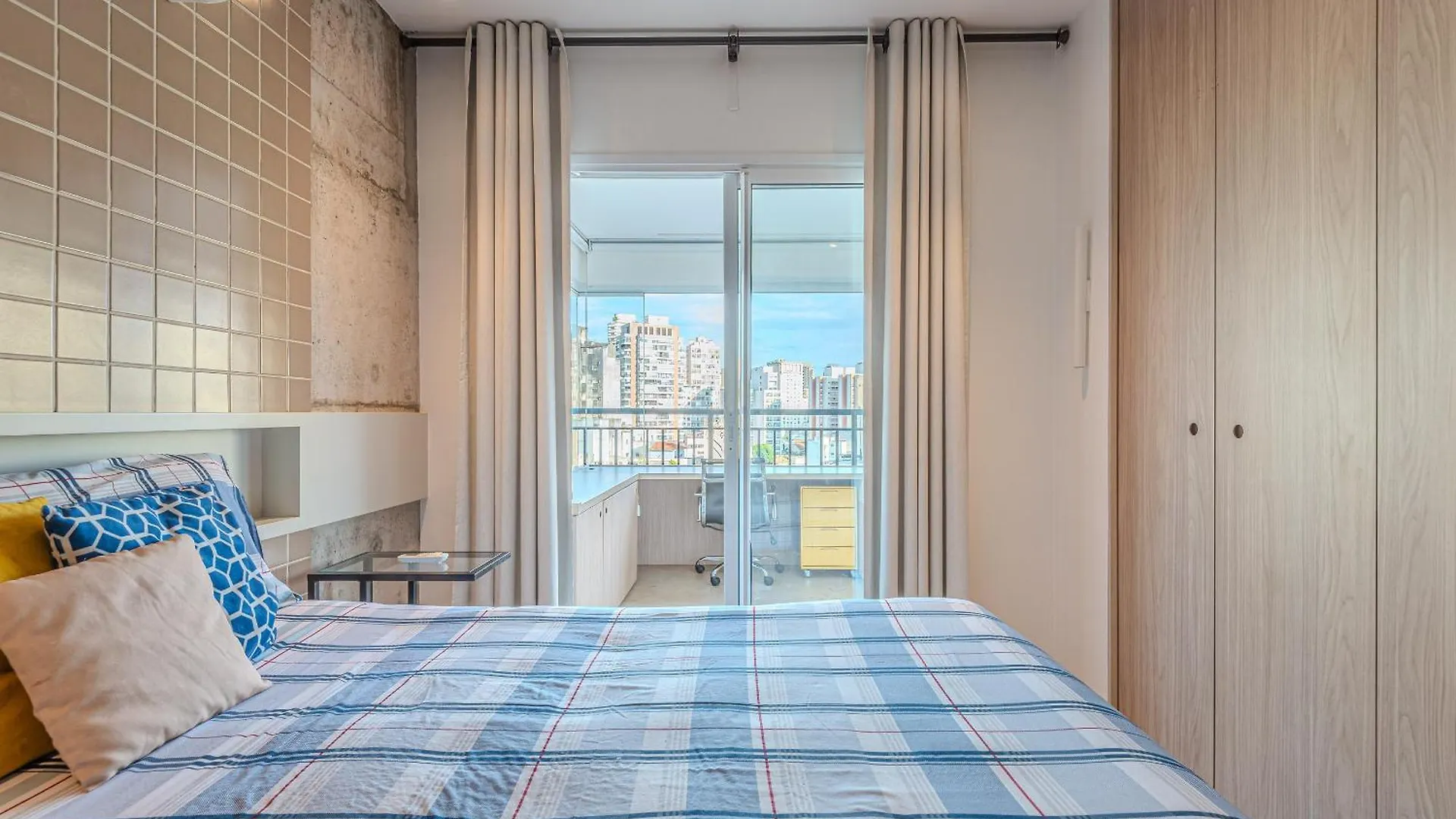 Daire Flat Grande Em Condominio De Luxo - Centro De Sao Paulo